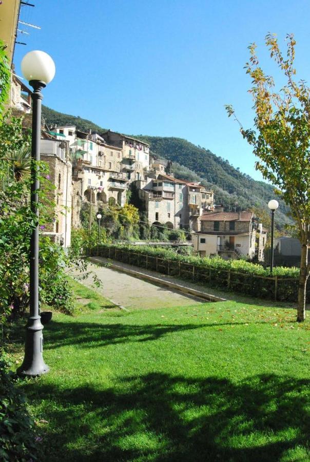 Casa Poetto Villa Rocchetta Nervina Buitenkant foto